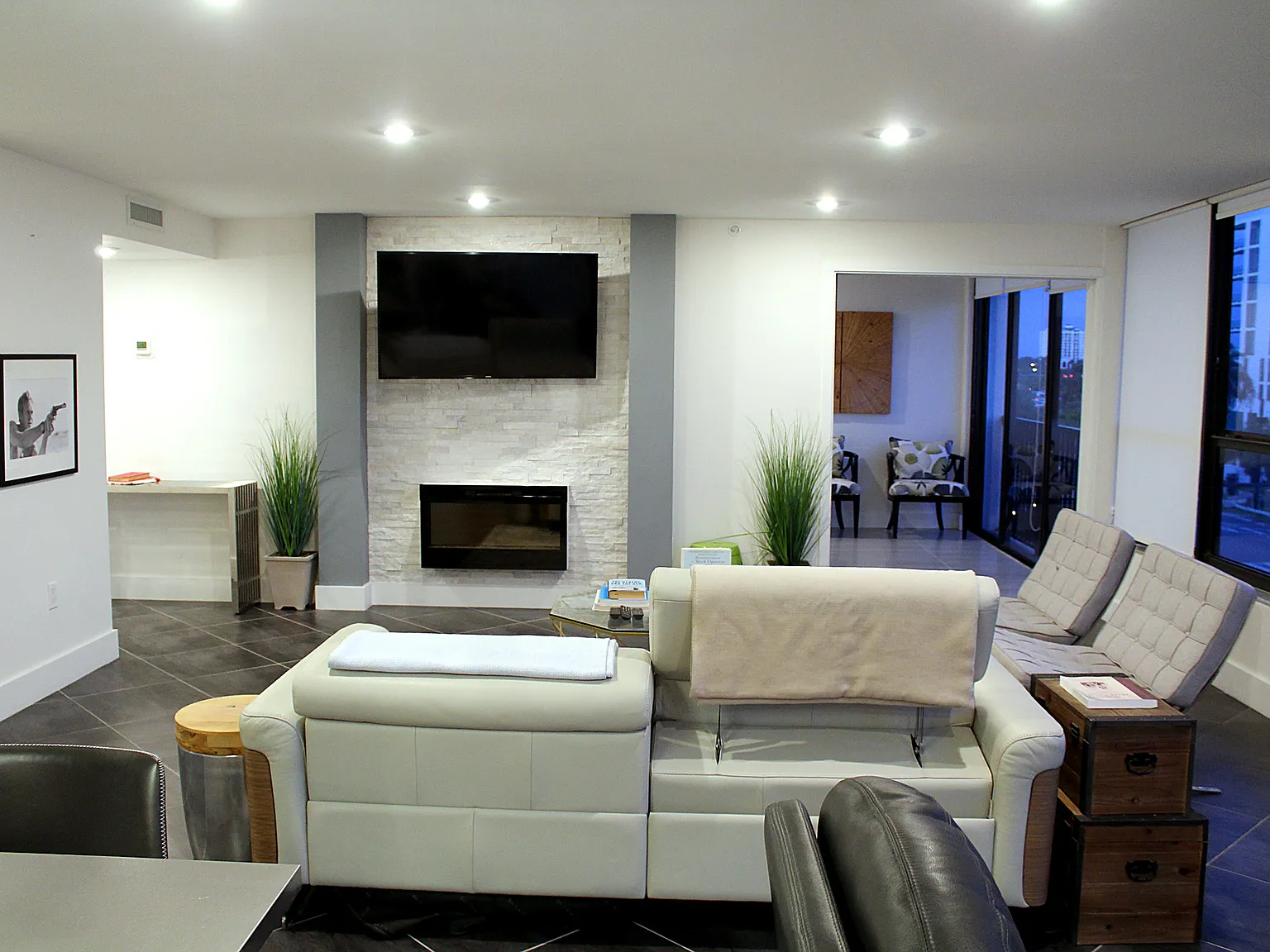 2 bed, 1603 sqft, $4,000 — Photo 1