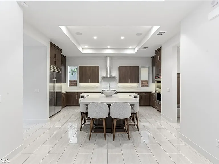 75 Pristine Glen St — Photo 12