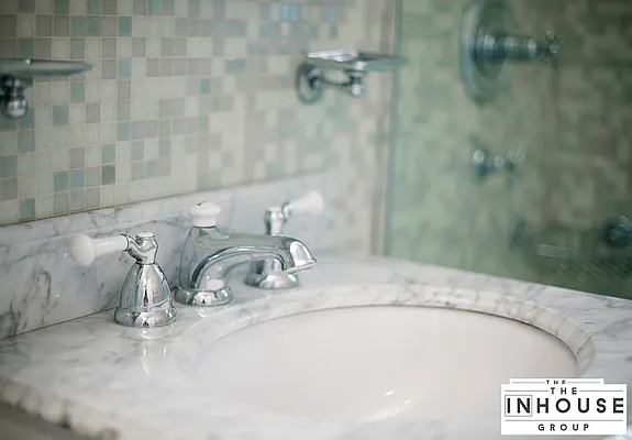 Sold by The In House Group | media 22