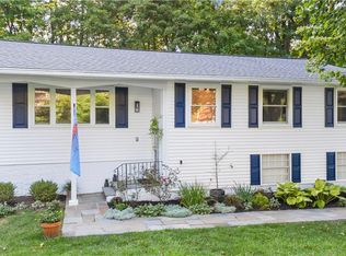 10 White Birch Dr, Ossining, NY 10562