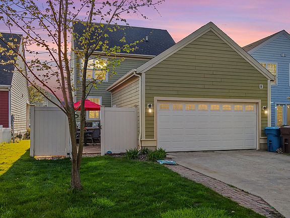 5th image of 1145 Harbor Way