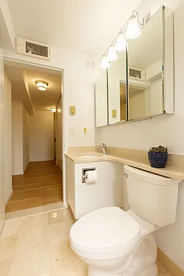 Rented by Living Quest Real Estate Inc. | media 22