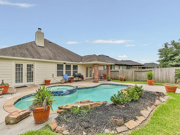 4th image of 15615 Bluff Park Ct