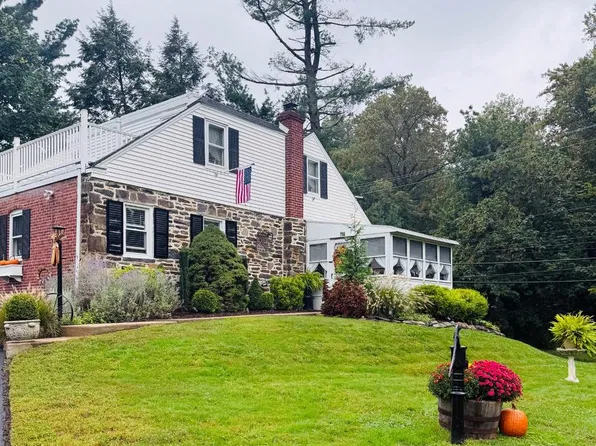 756 E Providence Rd, Aldan, PA 19018