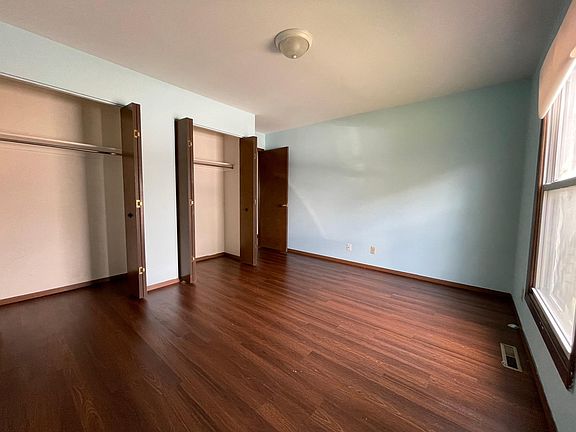 5th image of 2855 Lilly Dr #2855