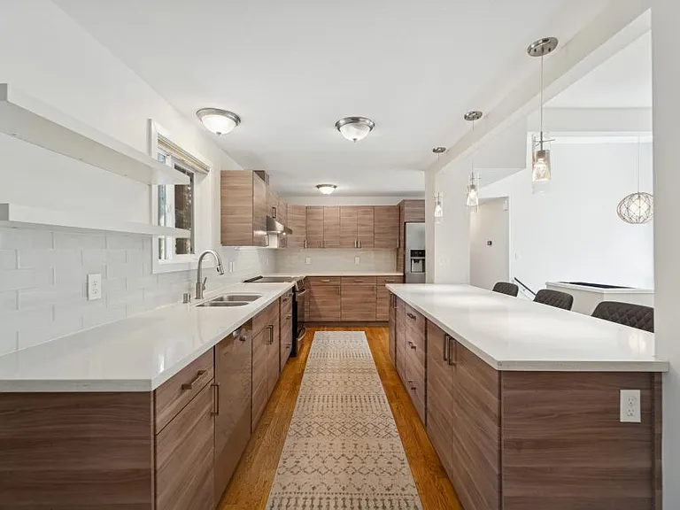1140 N 146th Pl — Photo 7