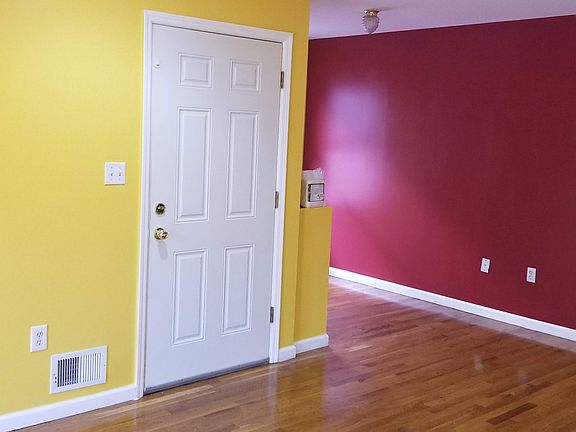 2nd image of 102 Hague St #1