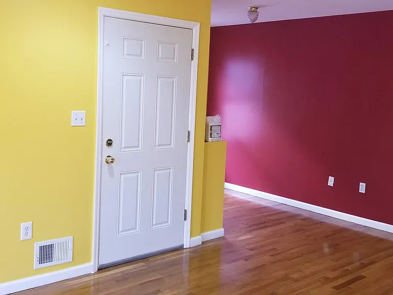 102 Hague St #1 — Photo 2