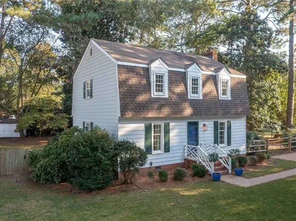 1725 Green Hill Rd, Virginia Beach, VA 23454