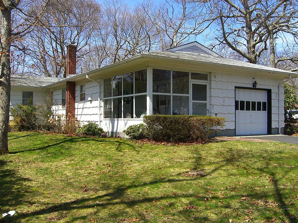 2nd image of 6 Sandpiper Ln