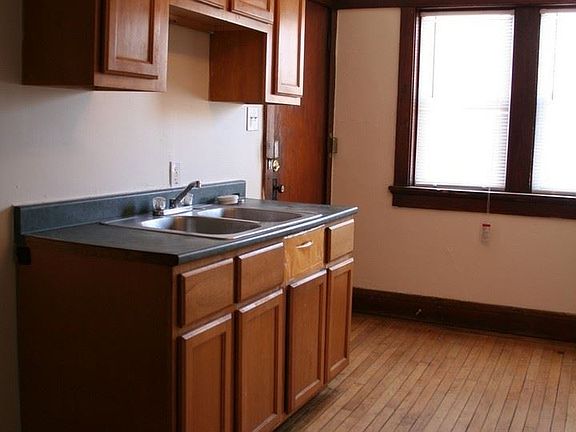 2nd image of 2767 N Holton St APT 04
