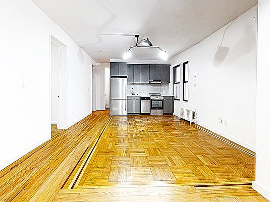 2nd image of 139 Payson Ave APT 1I