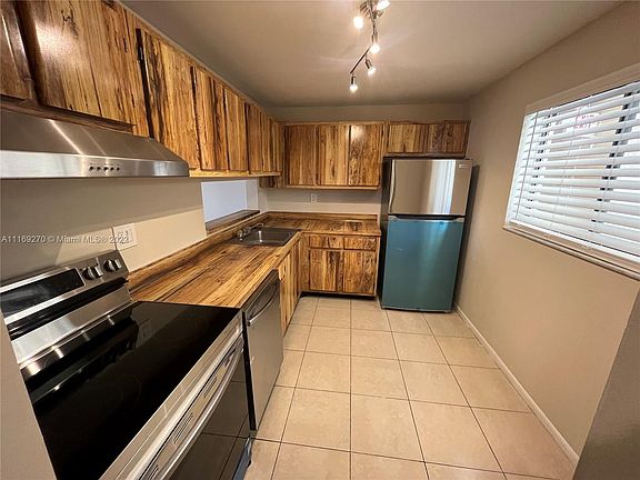 4th image of 8005 SW 107th Ave APT 213