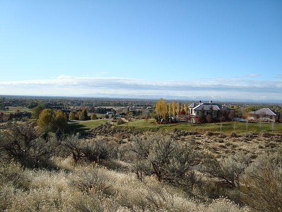 Neighborhood Looking West
