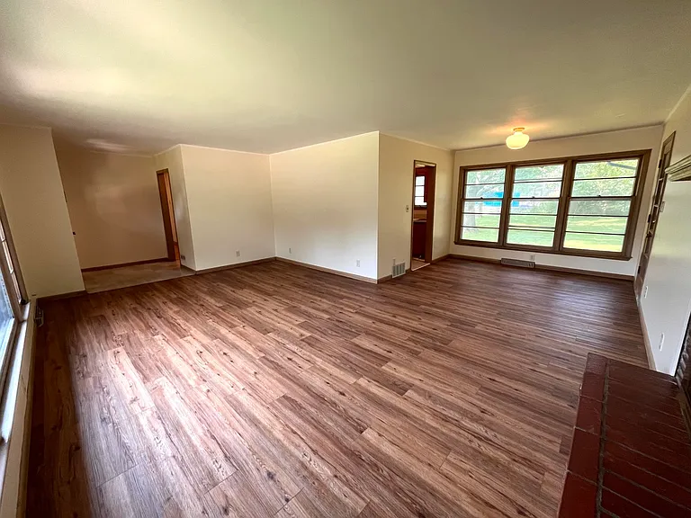 8120 Hamilton Dr — Photo 17