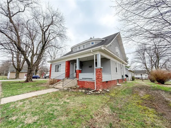 309 E North St, Kansas, IL 61933