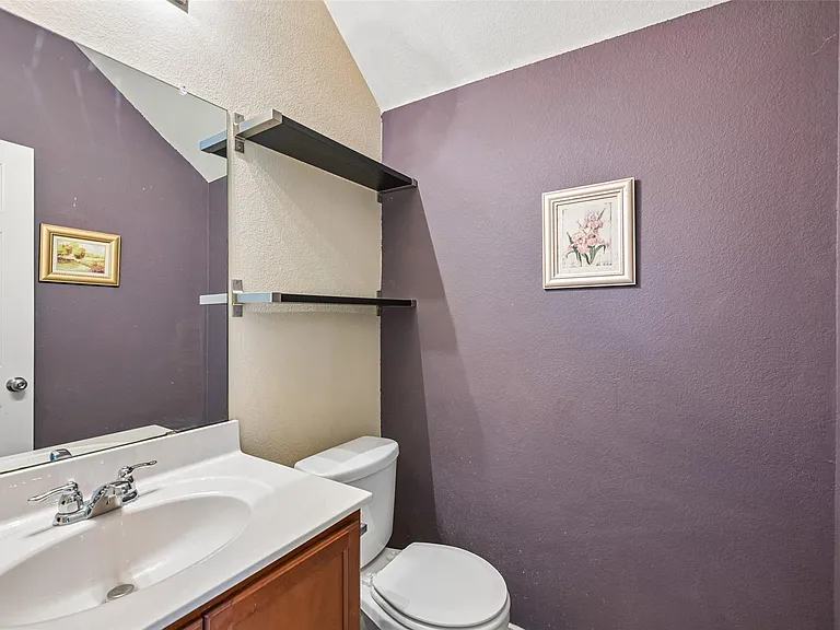 140 Lynn Crest Bnd — Photo 26