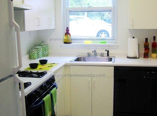 149 Sherman Rd #R, Chestnut Hill, MA 02467