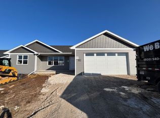 1108 Bonny Ln, Chilton, WI 53014