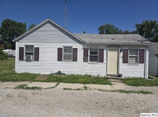 87 E 3rd St, Dallas City, IL 62330