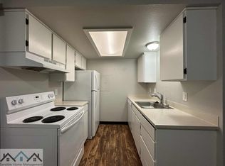517 4th Ave S APT 2, Kent, WA 98032