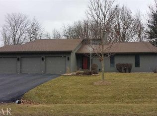 1 Pepper Wood Ct, Towanda, IL 61776