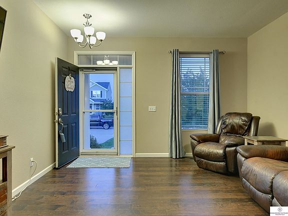 3rd image of 10620 S 110th Ave