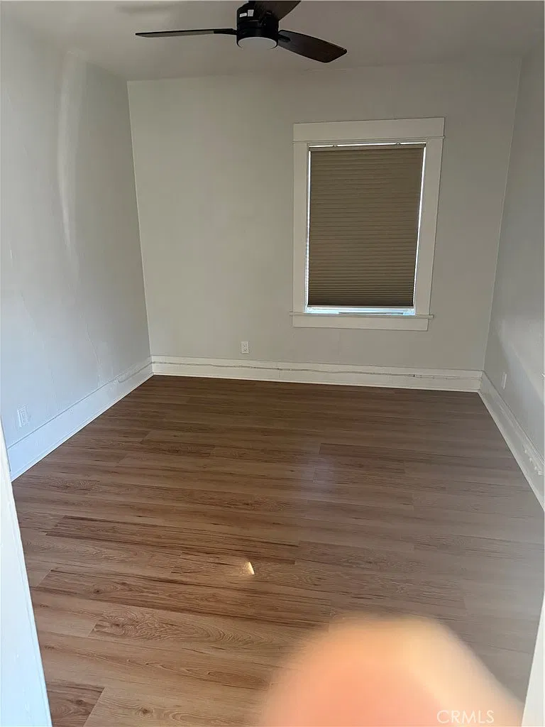1 bed, 300 sqft, $1,800 — Photo 2