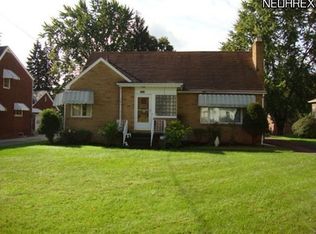 1527 Robbins Ave, Niles, OH 44446