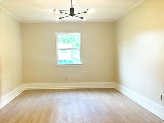 5th image of 214 N Jadek Dr NE