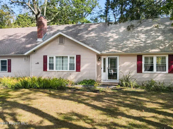 200 Harry Wells Road, Saugerties, NY 12477