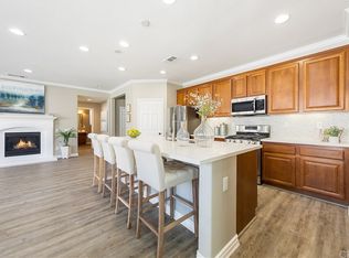 869 Curry Dr, Hemet, CA 92545