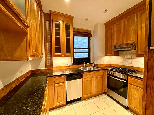 Rented by Sonja Gajic, LREB | media 9