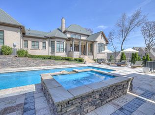 305 Lockhart Ct, Franklin, TN 37069