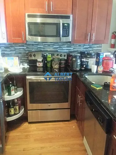 39 Bay State Rd Photo 1