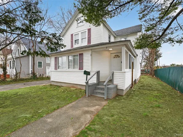 21 Maple Avenue, Port Jefferson, NY 11776