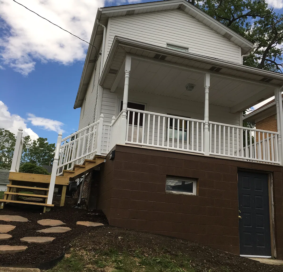 18 Strabane Avenue — Photo 1