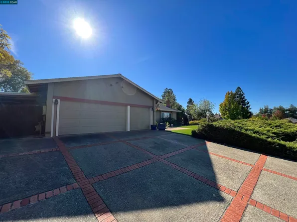 1 Nottingham Cir, Clayton, CA 94517