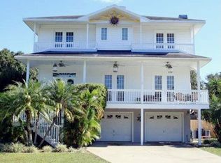 206 Shore Dr, Palm Harbor, FL 34683