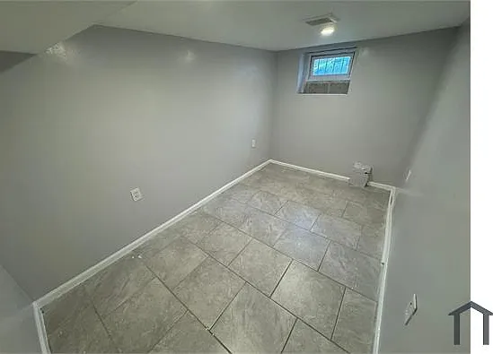 65 Hawkins St #3 — Photo 10