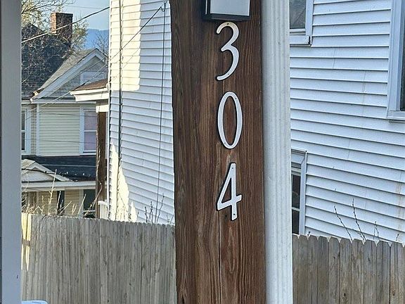 2nd image of 304 Walnut St Lot 2