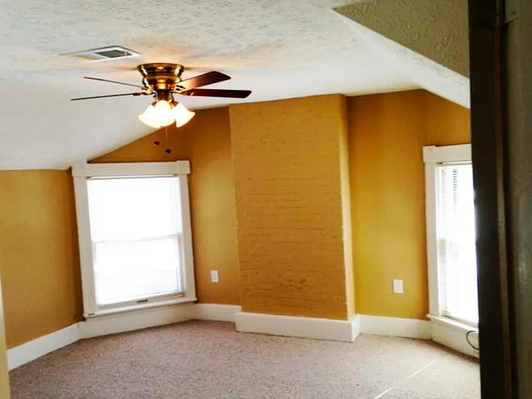 1153 S 1st St #4 — Photo 7