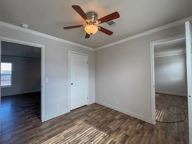 2500 W Highway 90 — Photo 11