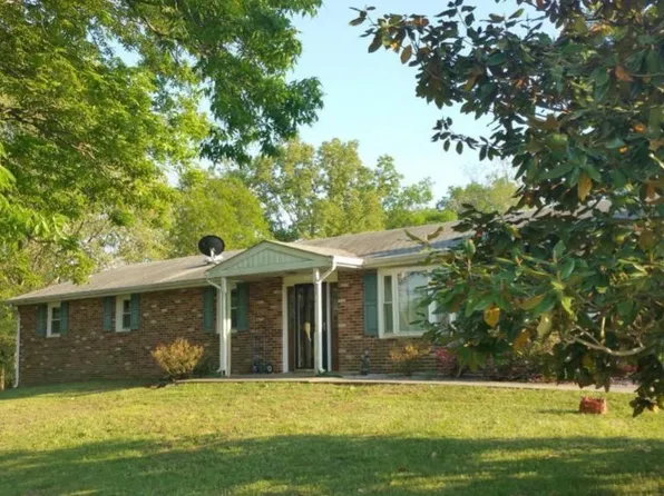 12381 Grosstown Rd, Hughesville, MD 20637