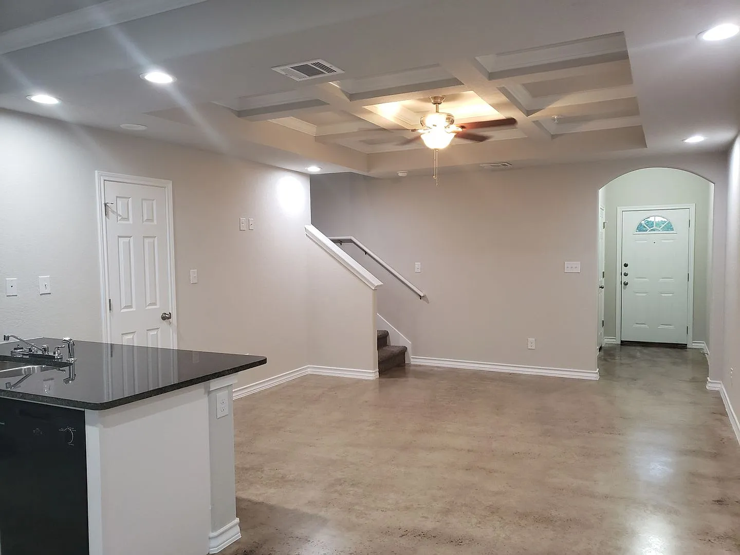 Town home for rent — Photo 3