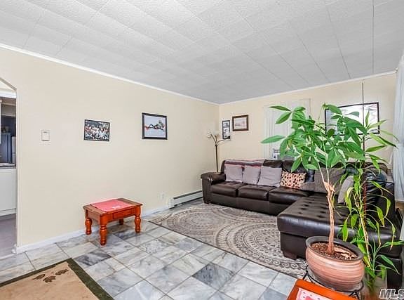 4th image of 10 Park Ct
