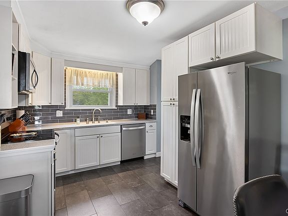 5th image of 206 Salisbury Rd