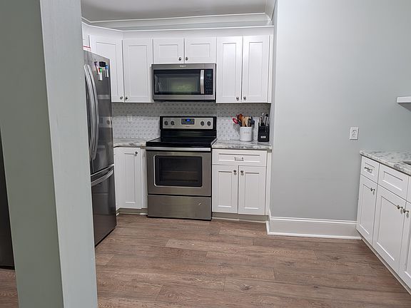 3rd image of 508 Franklin Ave