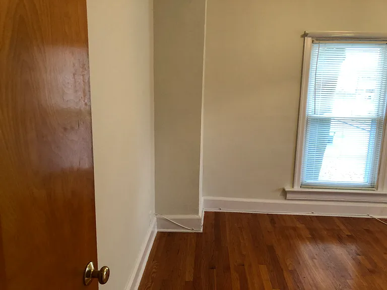 Upstairs Bedroom 2