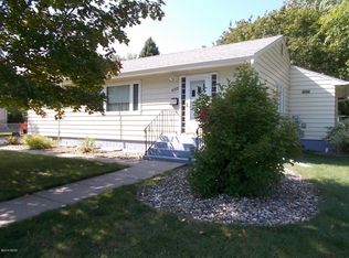 1053 2nd St NE, Watertown, SD 57201